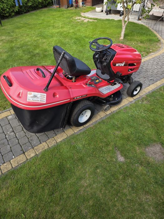 Traktorek kosiarka z koszem MTD Briggs&stratton