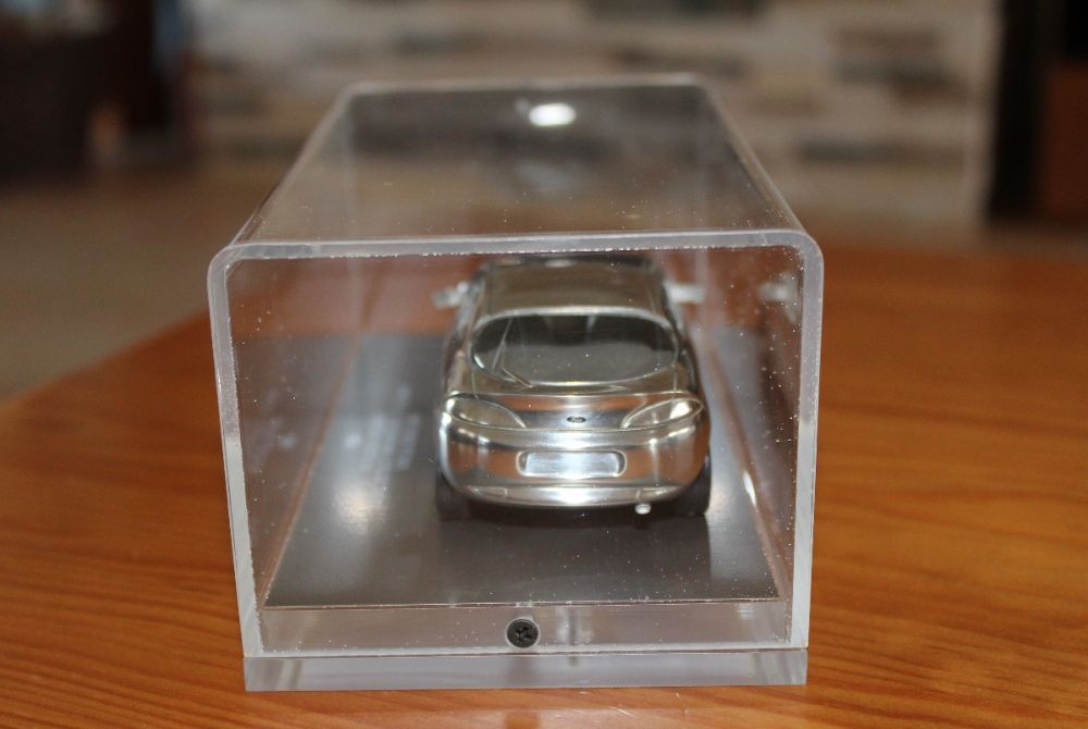 Miniatura Ford Puma (1:32) - Edição LIMITADA E NUMERADA