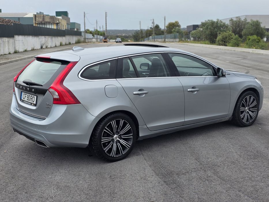 Volvo V60 D6 hybrid plug-in
