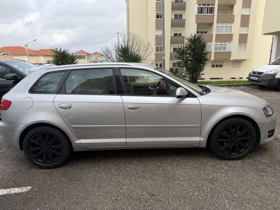Audi A3 1.6 TDI 105 cv NACIONAL