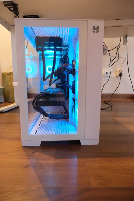 PC Gaming AMD Ryzen 9 7900X/32GB/1TB SSD/RTX 4080 SUPER