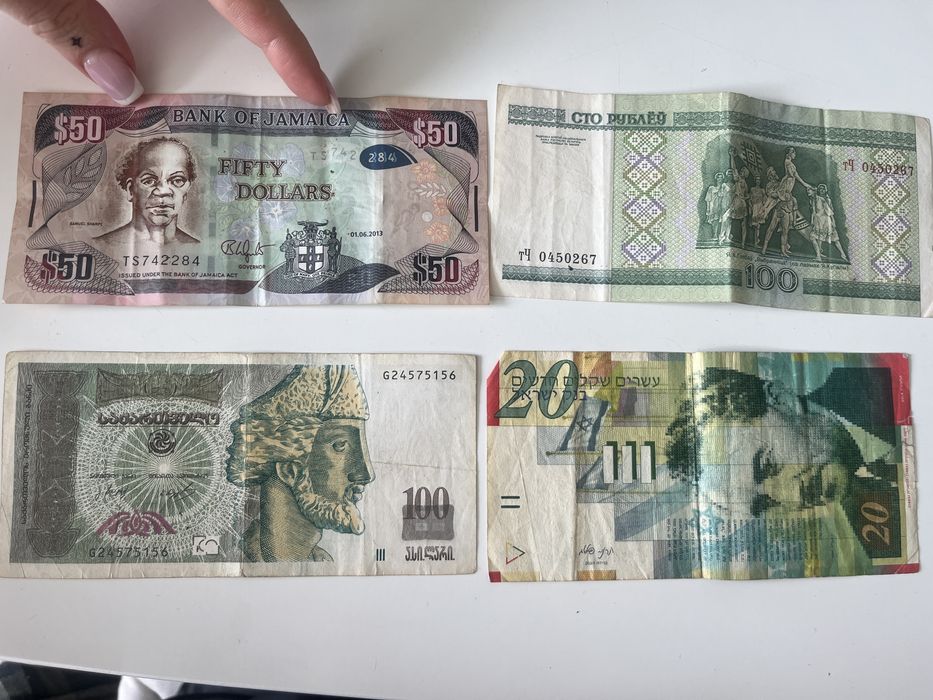 Купюри різних країн