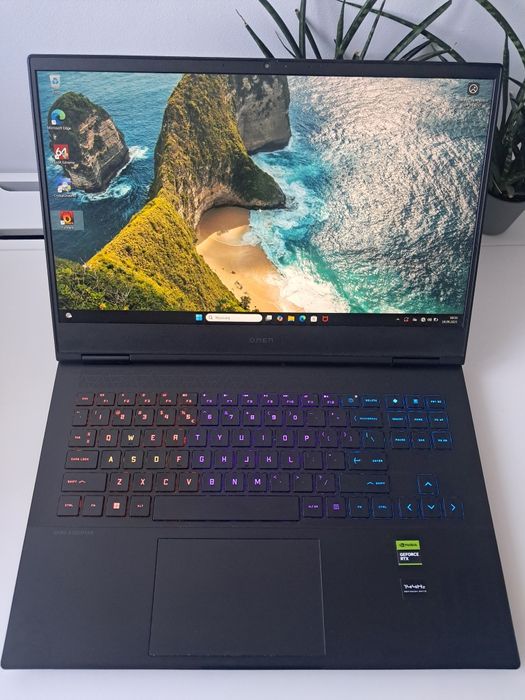 RTX 4050 6gb + i5-13420H • HP Omen 16" 144hz • 16gb/1 tb