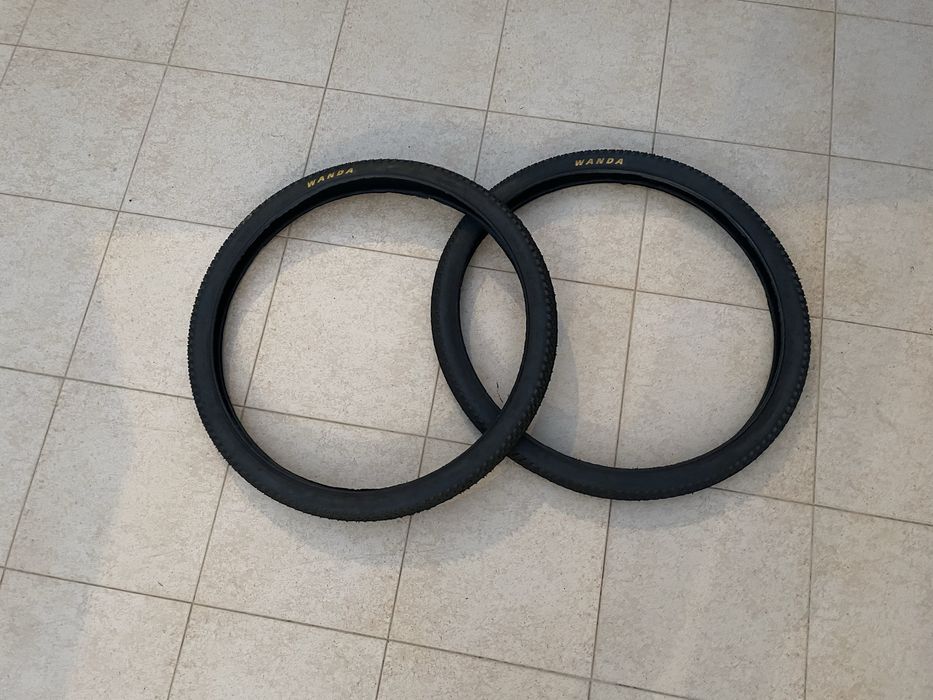 Specialized XC Expert + 2 Pneus Wanda