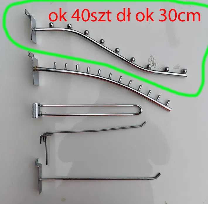 haki z kulkami przystosowane do montażu w spacewall/slatwall