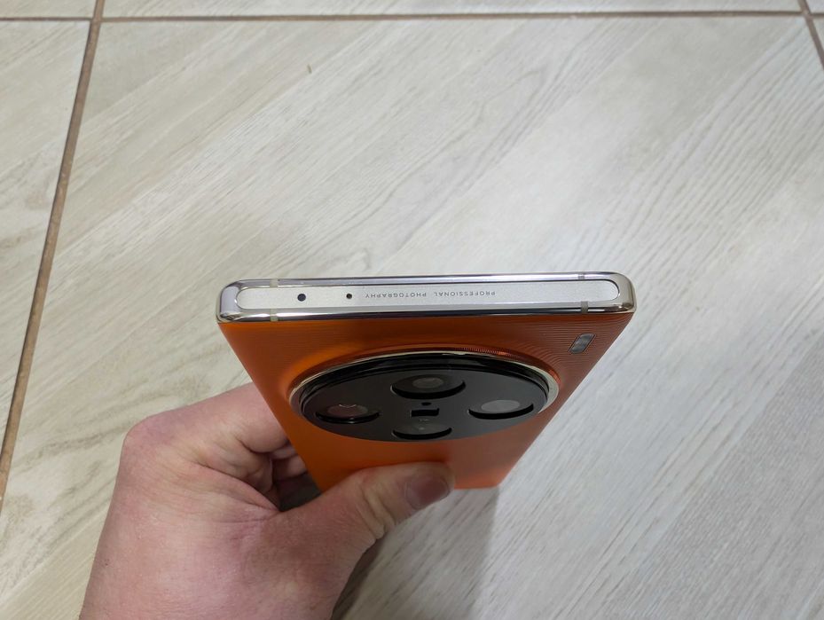 Камерофон Vivo X100 Pro 16\512Gb 6.78" 120Hz Dimensity 9300 OS15 IP68