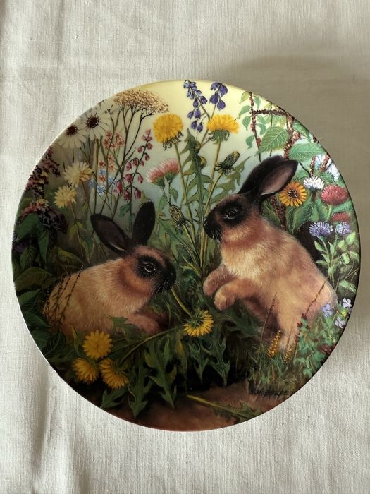 Вінтажні декоративні  настінні тарілки