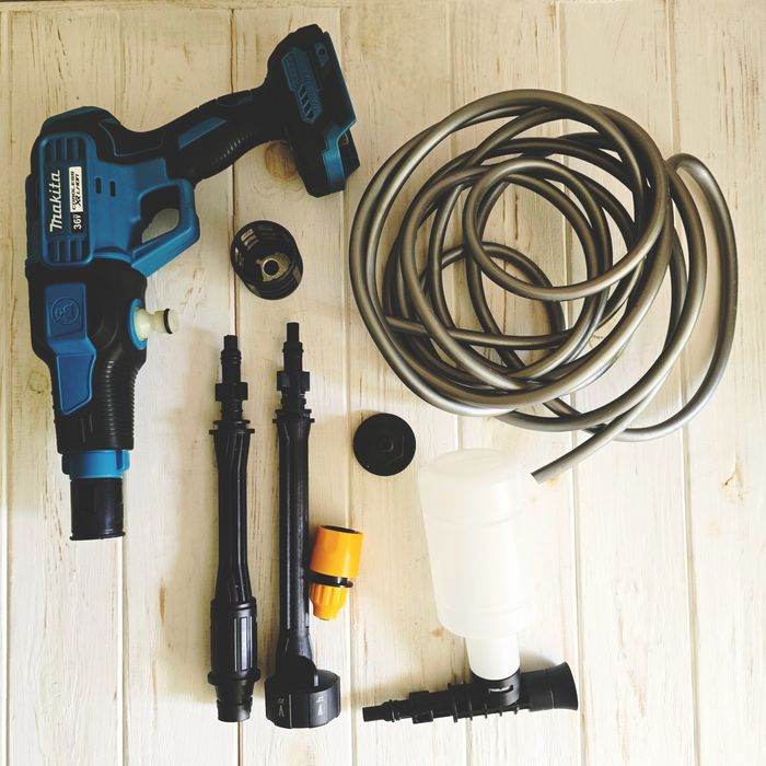 Makita VC 60 4T: новая аккумуляторная мойка 36V + батарея 6Ah