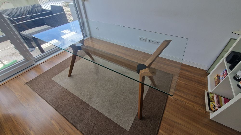 Pés de mesa em carvalho