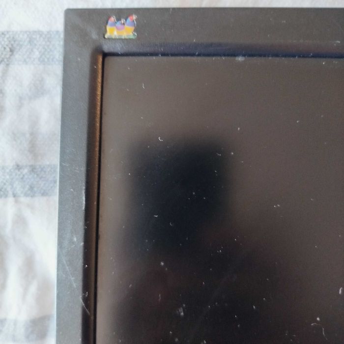 Монитор 17 дюймов Соник старенький но еще рабочий