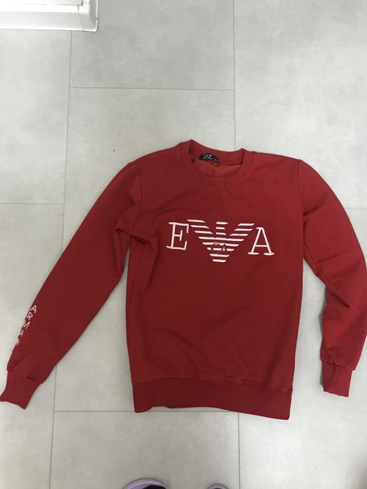 Bluza EAZ emporio Armani rozmiar  mlodziezowy rozmiar L dla chlopca