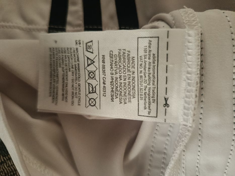 Майка жіноча, фірми adidas