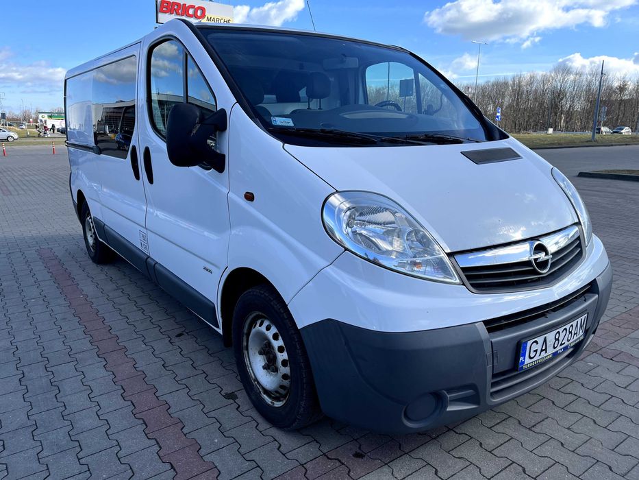 Opel Vivaro L2H1 2.0 fv VAT