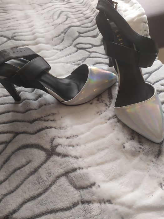 Holograficzne szpilki buty mohito. Rozmiar 38