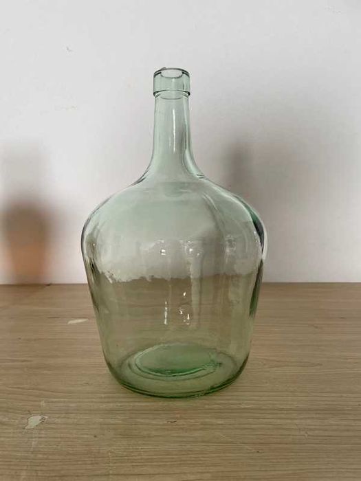 2 garrafões de 2,5 litros