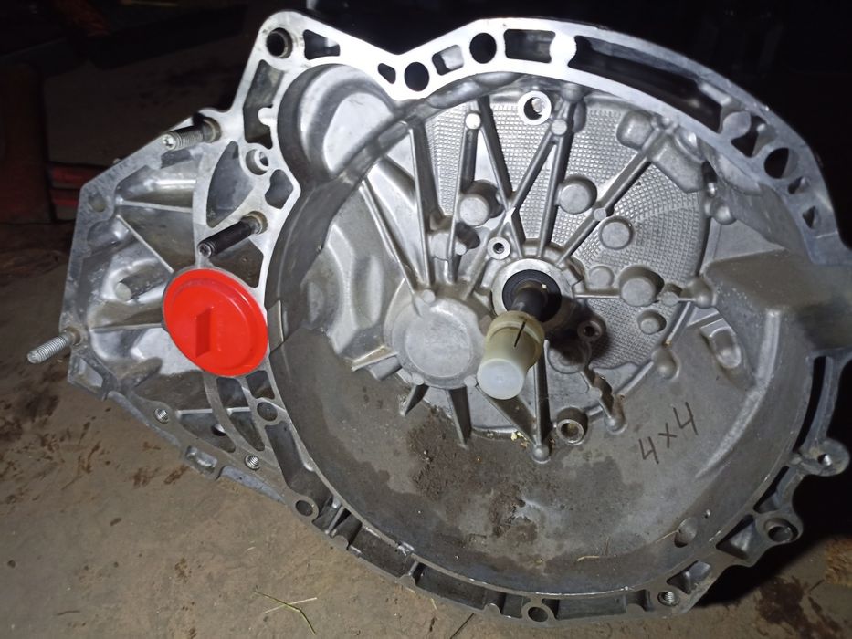 Короба механіка 4х4 Duster 8200967683 TL8002