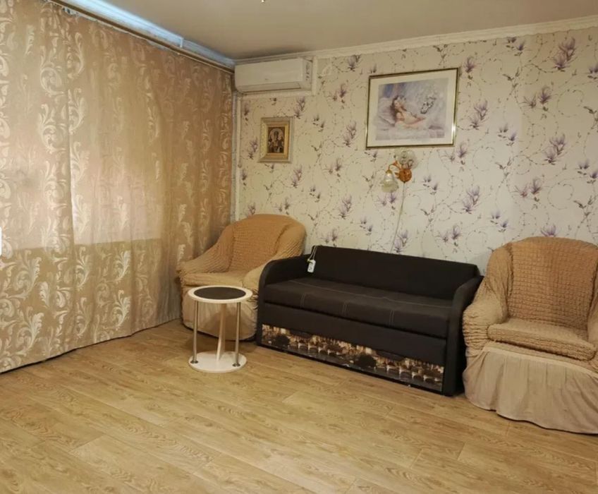 Продам 1-кімнатну квартиру з ремонтом на Семена Палія