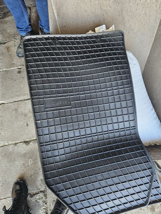 Sprzedam dywaniki gumowe