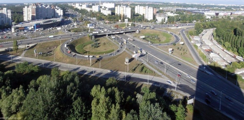 Фасад окружной дороги. 7 соток. Приватизировано. Акт на землю.