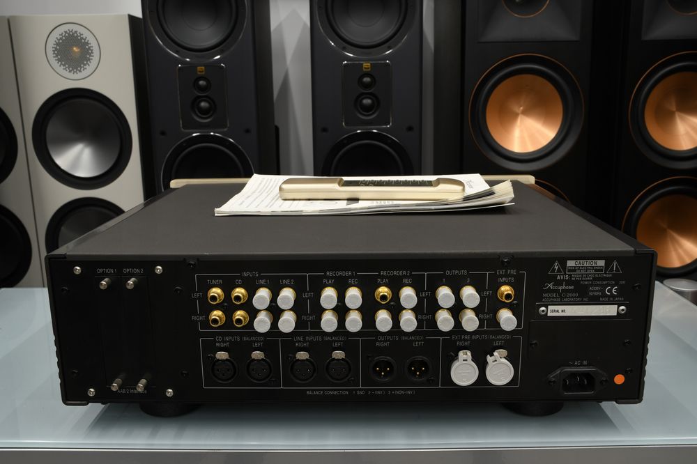 Accuphase C-2000 przedwzmacniacz stereo AAVA XLR RCA pilot instrukcja | raty 0% | zamiana | odsłuch | HI-END AUDIO