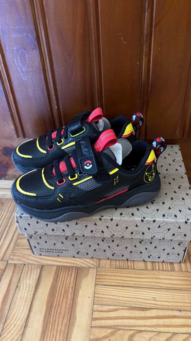 Sapatos Criança Clarks NOVO Sapatos Pokemon