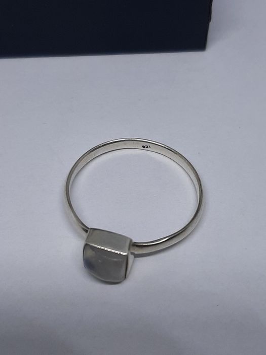 Pierścionek ze srebra, srebro 925 z labradorytem