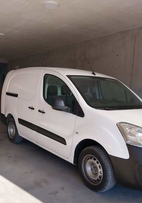 Peugeot Partner 1.6 HDI 100cv  caixa de 6 velocidades