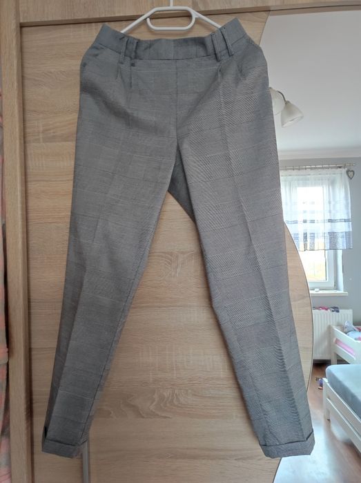 Wizytowe spodnie w kratkę kratę na kant kantkę Sinsay