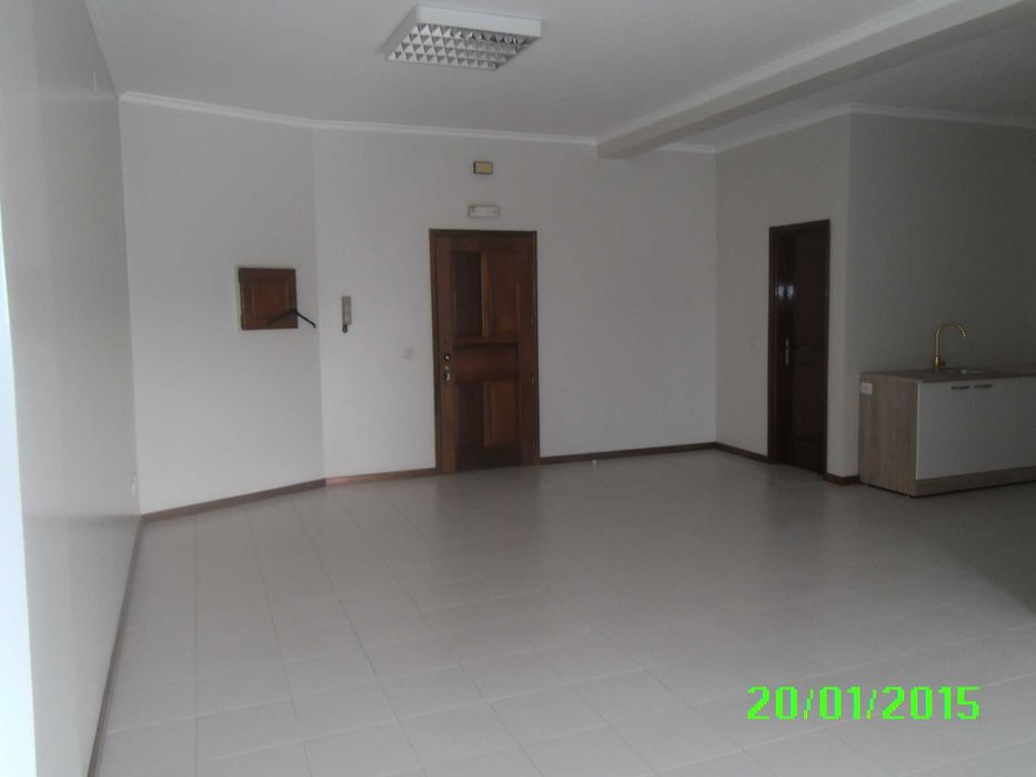 T1 Esmoriz perto da BP Avenida 29 de Março