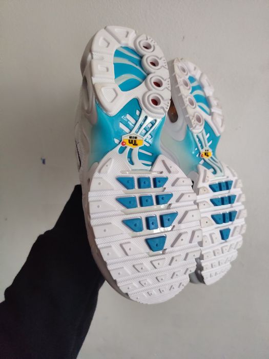 Nike Air Max Plus TN DJ6124-102 biało-niebieskie rozmiar 36