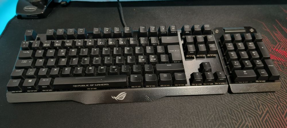Klawiatura mechaniczna Asus ROG Claymore
