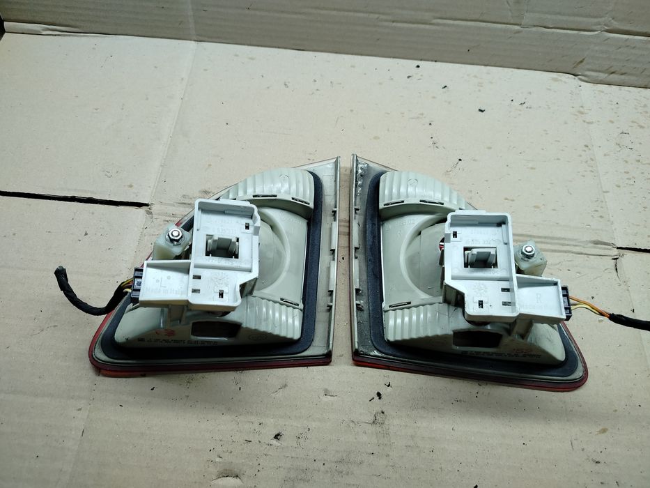 Lampy tył BMW E61 w klapę bagażnika