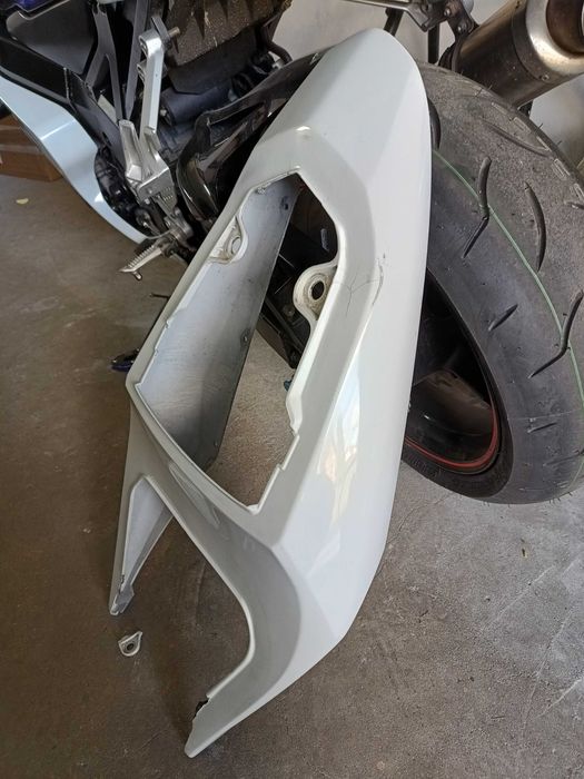 Zadupek ogon owiewka tył Suzuki Gsx-r gsxr K4/K5