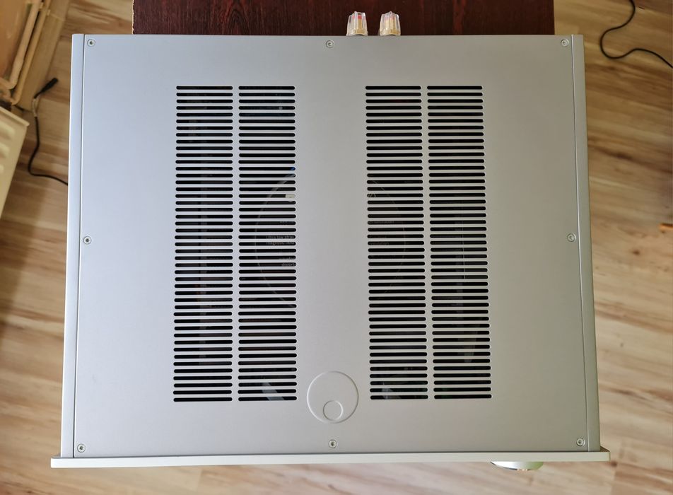 Ta. Cena tylko do końca Roku.  Wzmacniacz Cambridge Audio Azur 840a