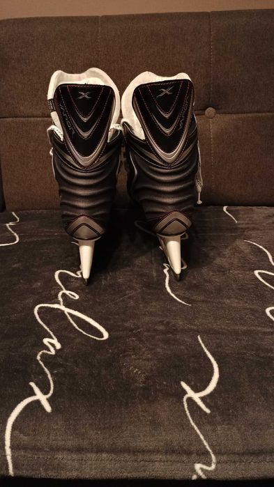 Łyżwy Bauer Vapor X40 r. 44.5 ( 9 )