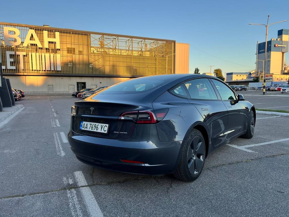 Оренда 6000 тижд tesla 3 long range 2022 год аренда авто тесла под вык