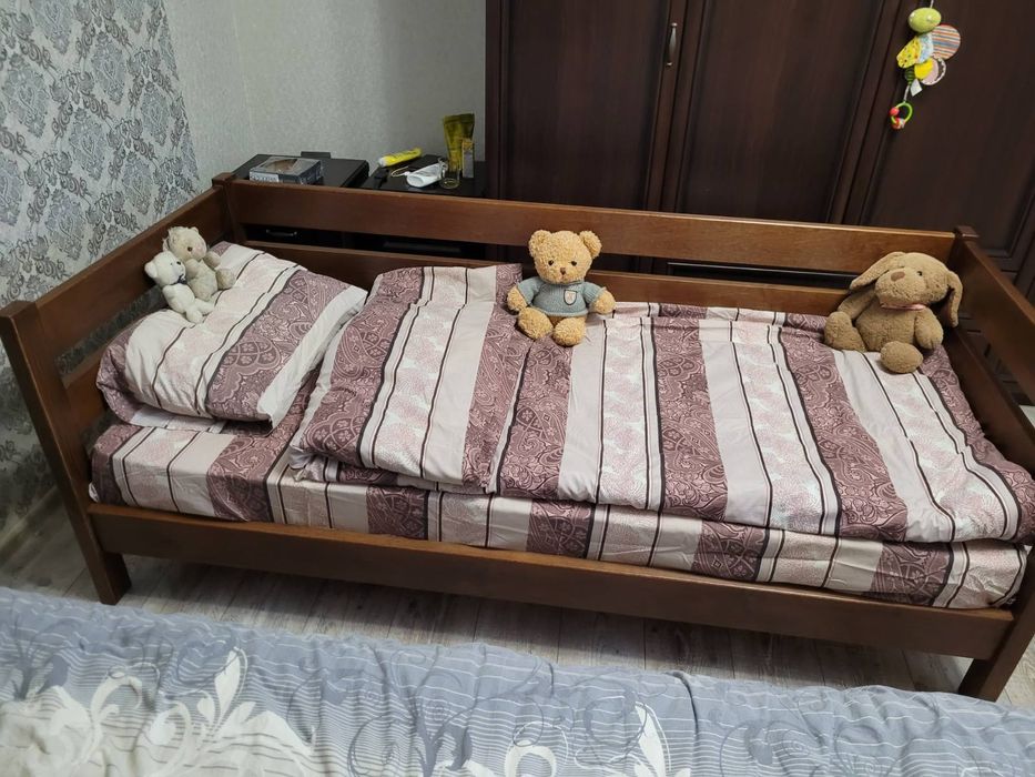 Ліжко дитяче. Ліжечко.