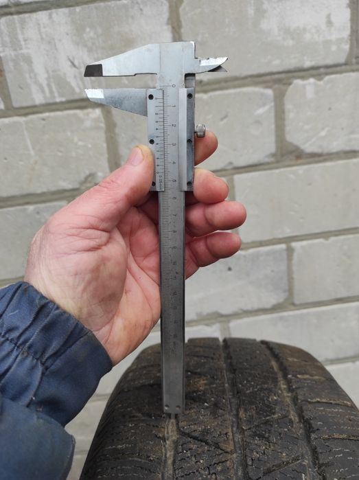 Шини 225/65  бу зимові