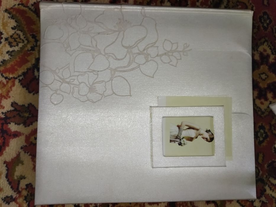 Фотоальбомы разные