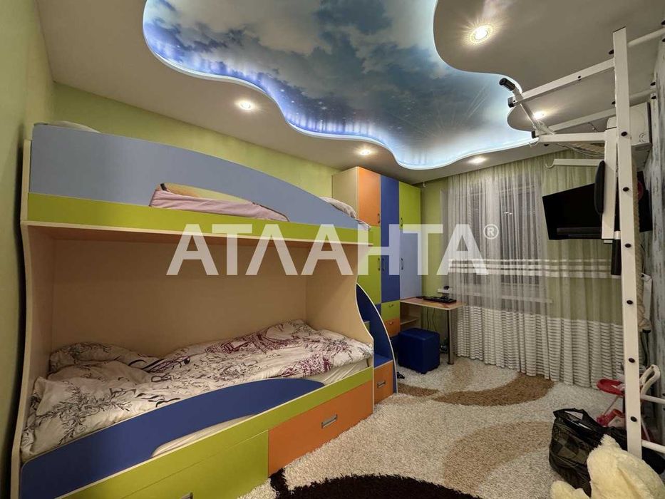 Трехкомнатная квартира, Щорса, Приват Банк