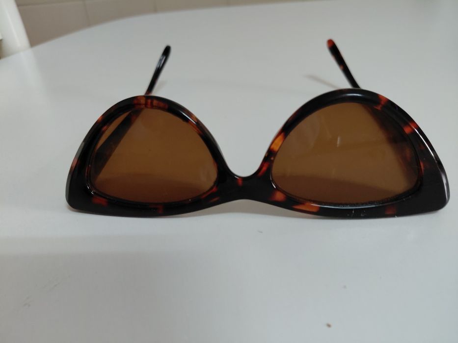 3 óculos de sol usados