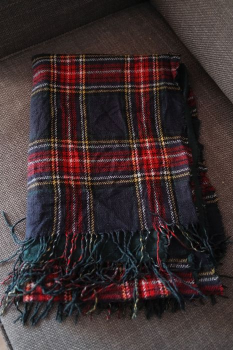 Długi szal w kratę