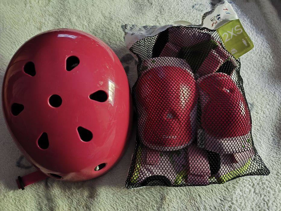 Conjunto de proteções mais capacete Oxelo