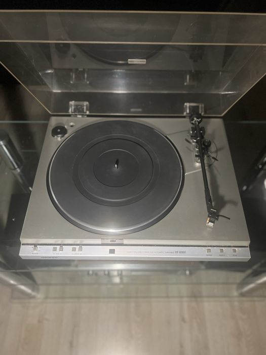 Вініловий програвач Onkyo CP-1030F