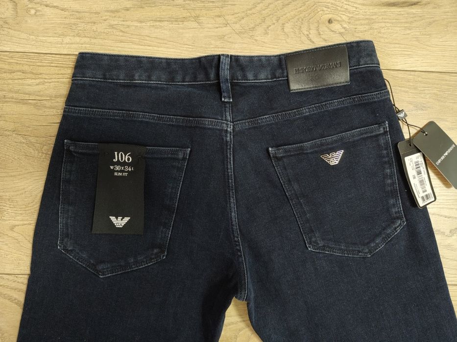 Spodnie Jeansy spodnie slim fit Emporio Armani