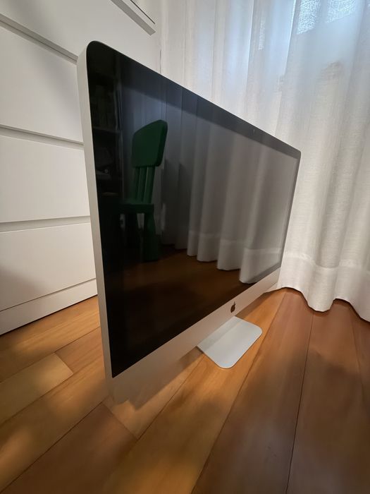 iMac 27" Mid 2010 para peças – Ecrã, fonte e RAM a funcionar