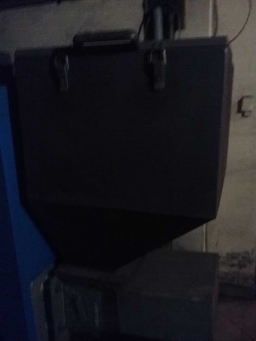 Wyposażenie do pieca na węgiel.