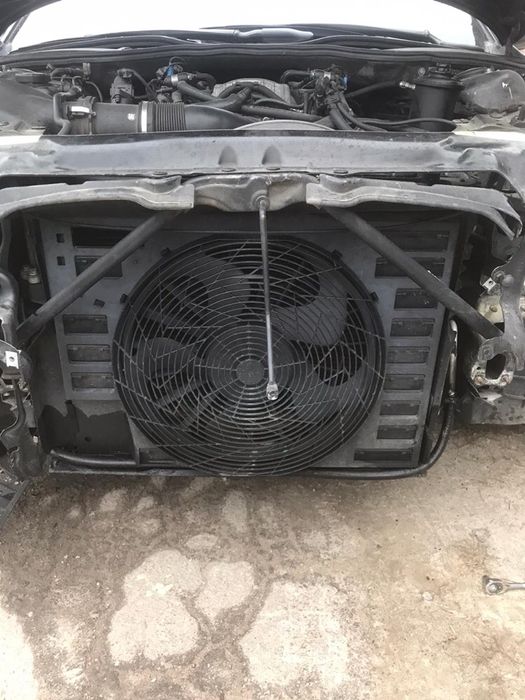 Бмв 7 е65 е38 ф01 салон две бампер мотор N62B44 радиатор стойки рычаги