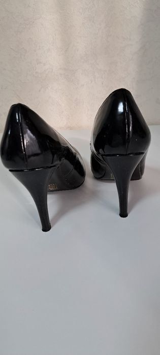 Туфлі  38 розмір