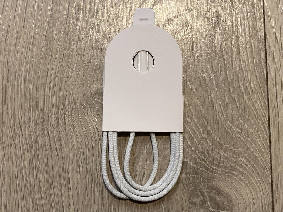 Kabel Iphone 15 16 Apple USB-C / USB-C + Kluczyk